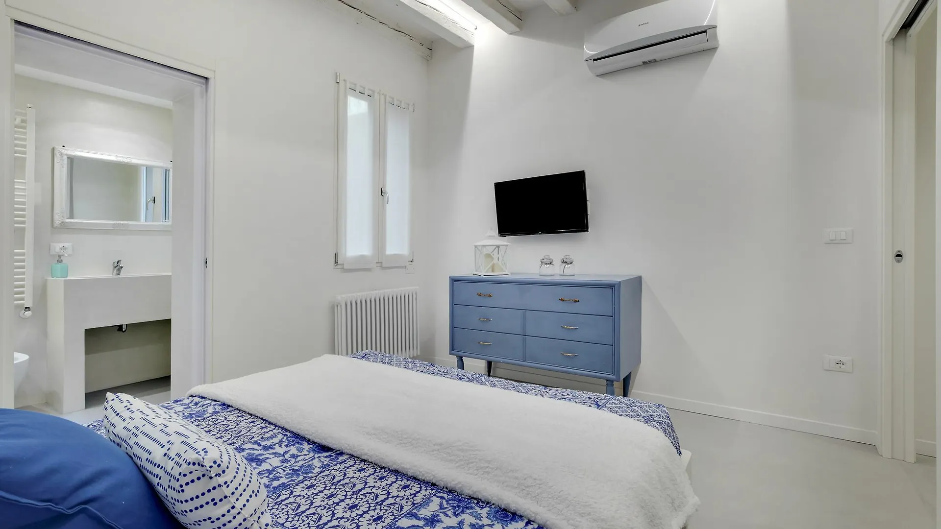 Santi Giovanni E Paolo Cannaregio Residence Venedig 0*,  Italien